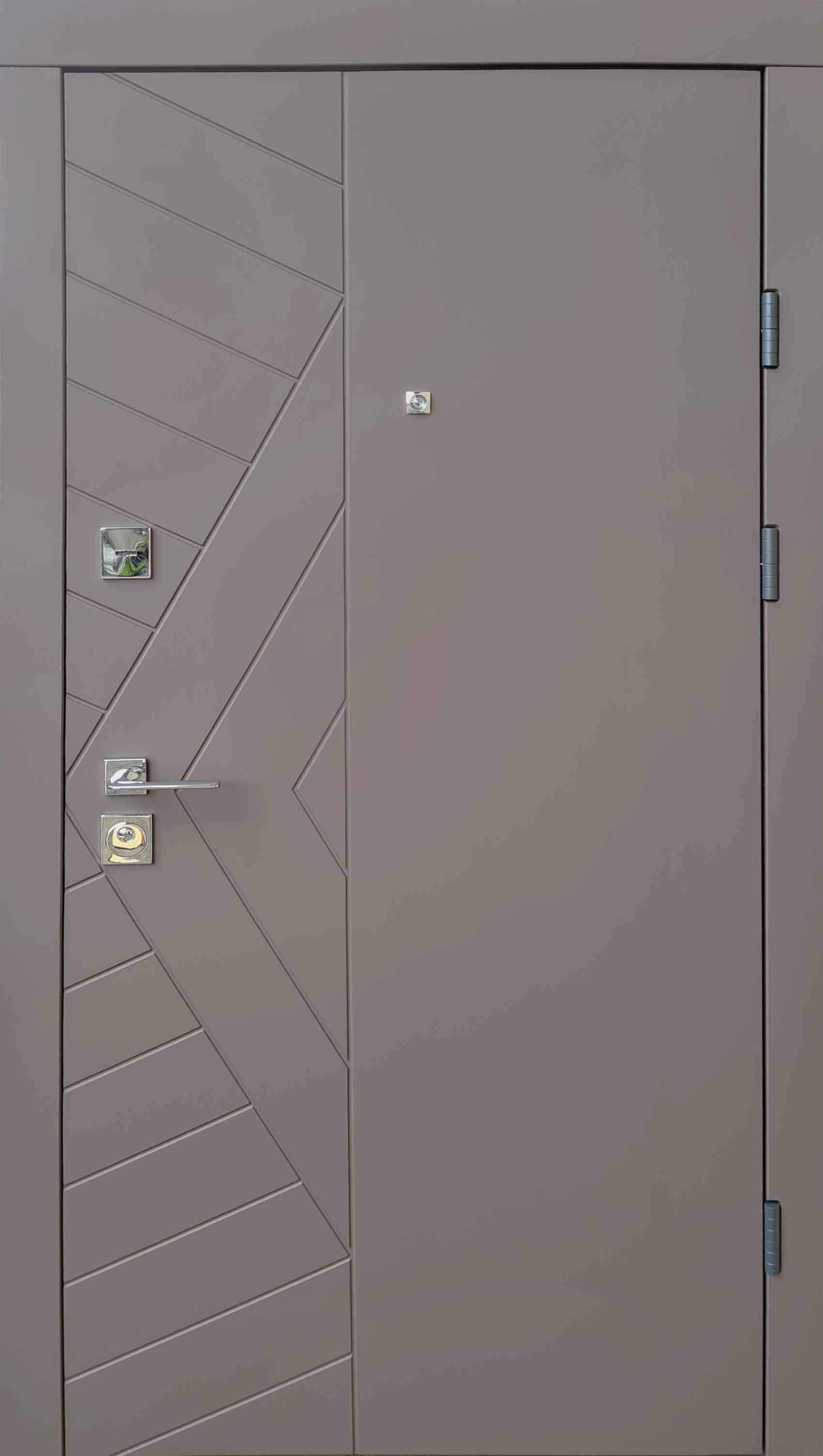 Вхідні двері Qdoors Ультра Корса-М Карамельне дерево Софт Біла емаль